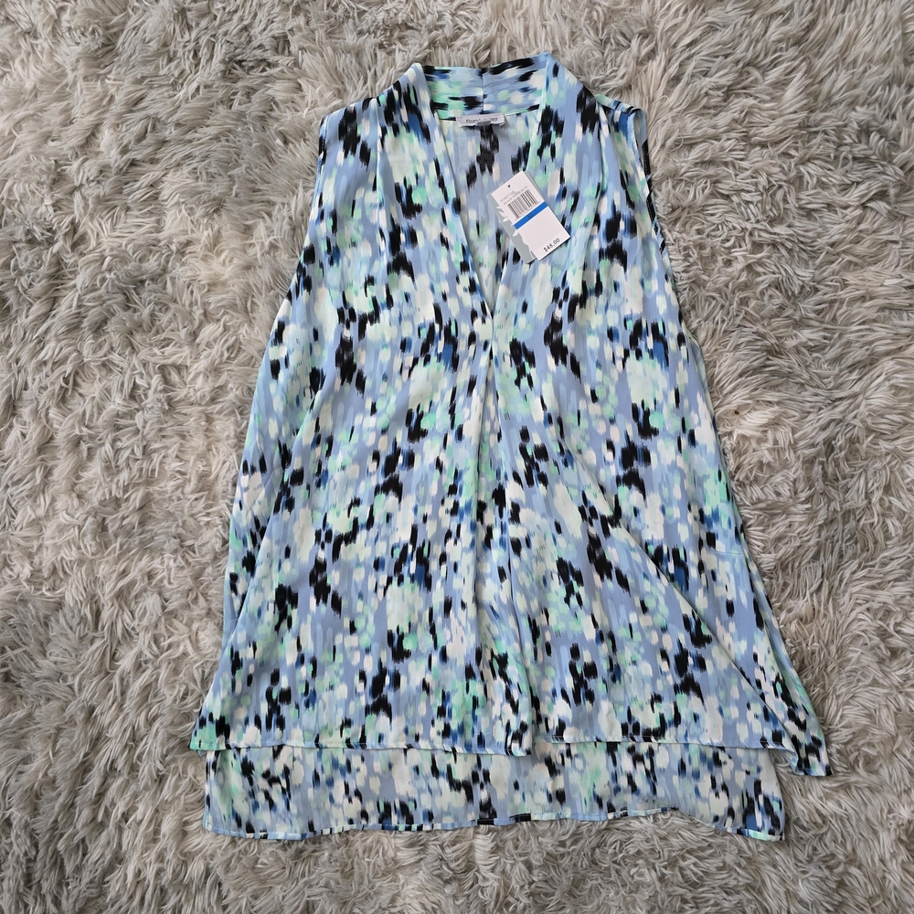 NWT Floral & Ivy Sleeveless Patterned Blouse - Size XL
